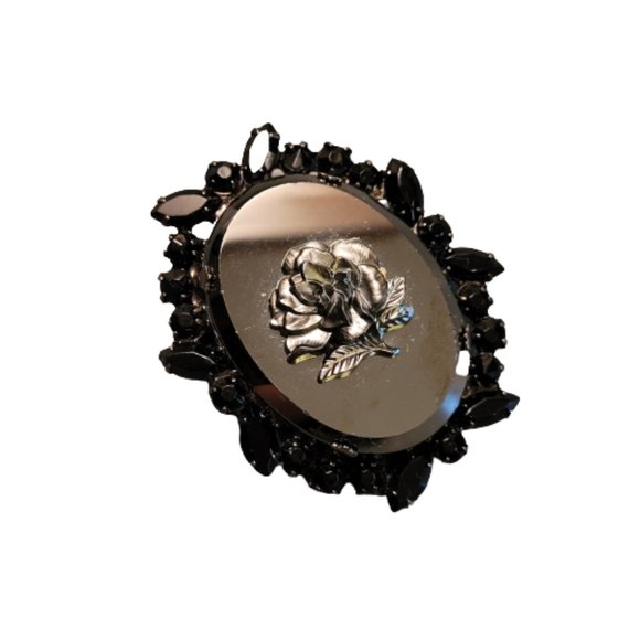 D&E JULIANA Jewelry - DELIZZA & ELSTER JULIANA VINTAGE HEMATITE ROSE CAMEO RHINESTONE BROOCH PENDANT